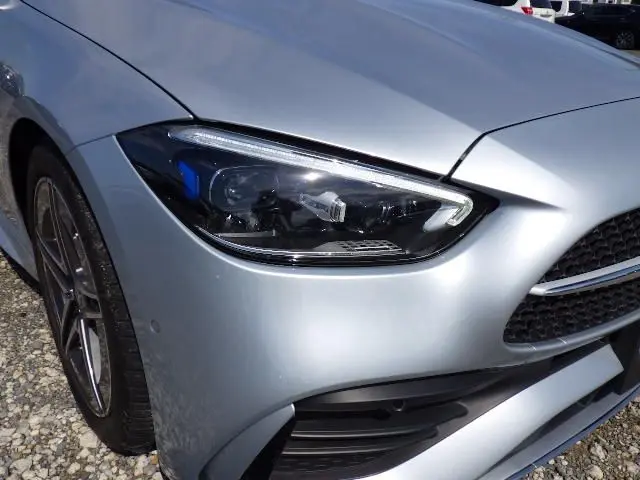 MERCEDES C200 thumbnail 3