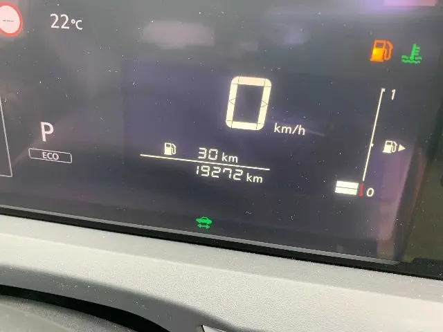 NISSAN NOTE thumbnail 10