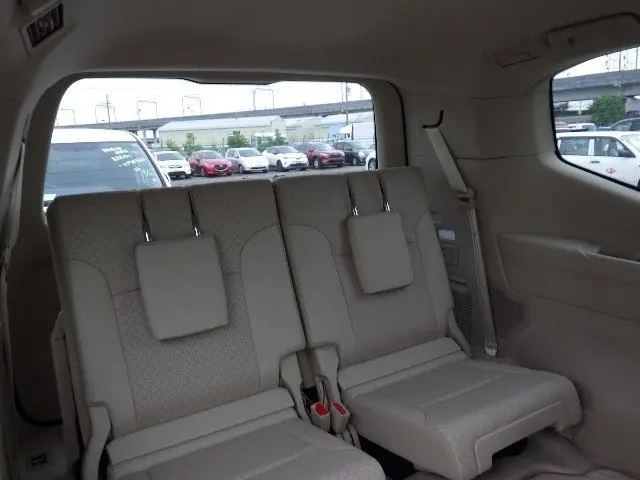 TOYOTA LAND CRUISER thumbnail 15