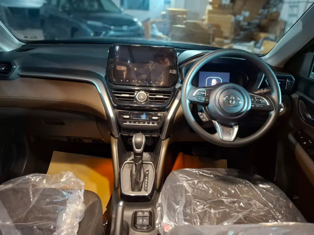 TOYOTA HYRYDER thumbnail 8