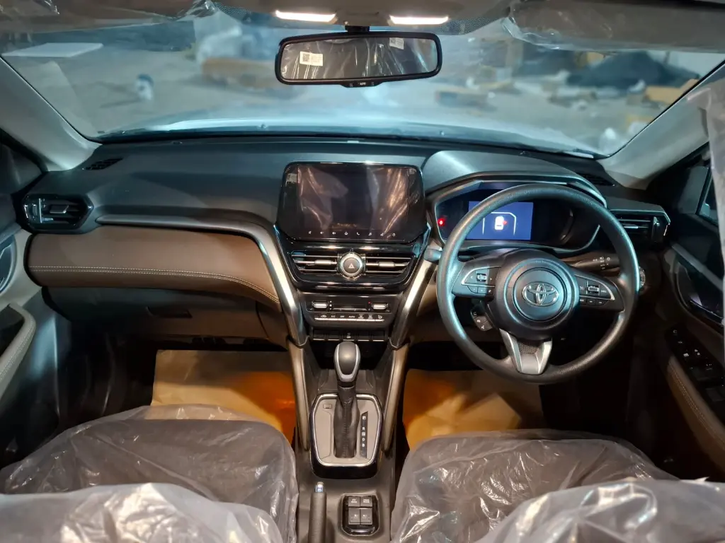 TOYOTA HYRYDER thumbnail 6