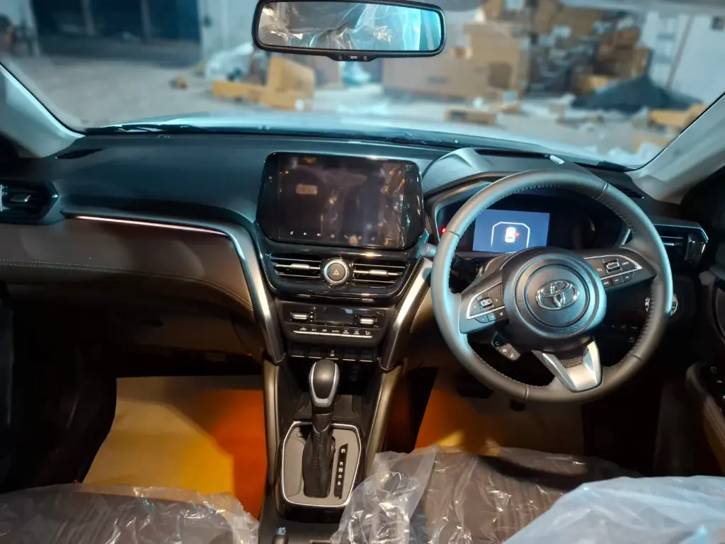 TOYOTA HYRYDER thumbnail 8