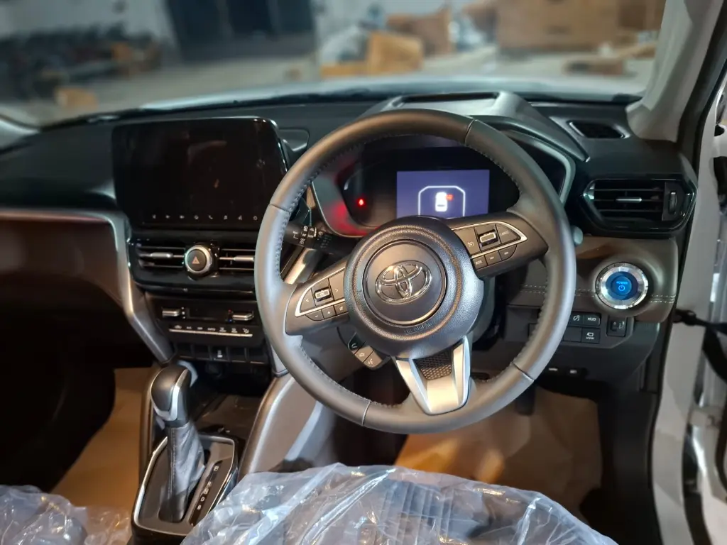 TOYOTA HYRYDER thumbnail 9