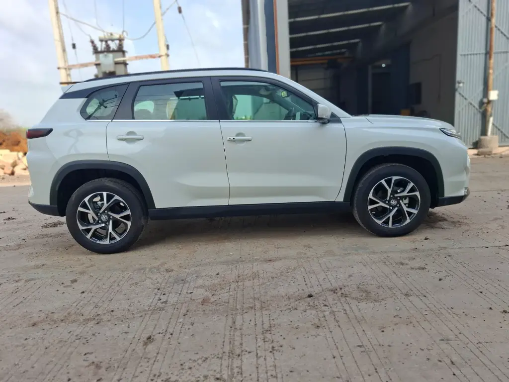 TOYOTA HYRYDER thumbnail 4