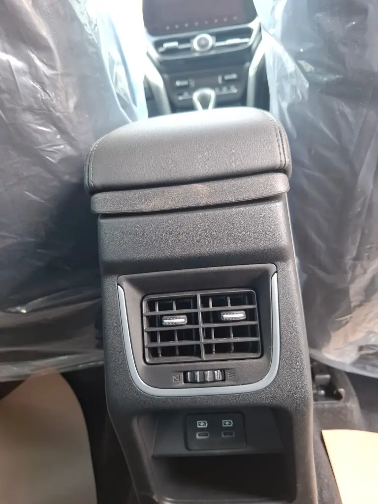 TOYOTA HYRYDER thumbnail 11
