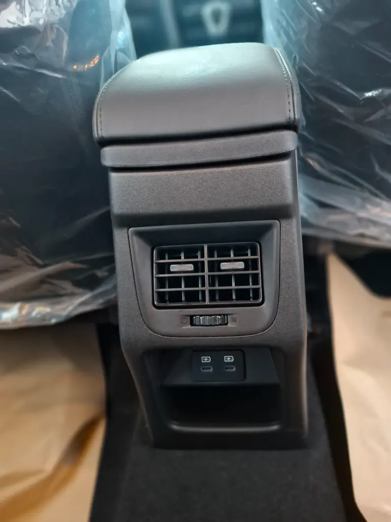 TOYOTA HYRYDER thumbnail 11