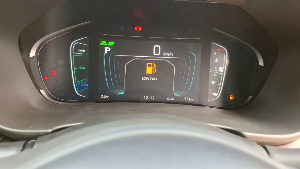 TOYOTA HYRYDER thumbnail 26