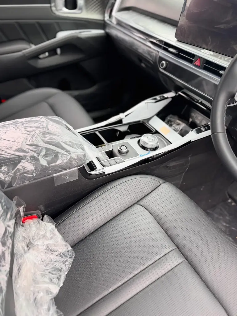 KIA SORENTO thumbnail 8