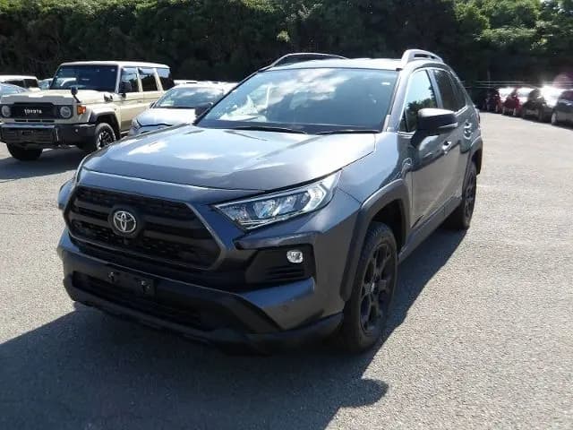 TOYOTA RAV4 thumbnail 2