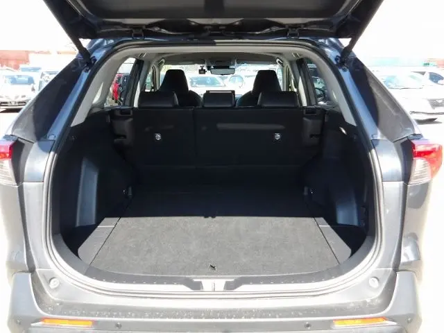 TOYOTA RAV4 thumbnail 8