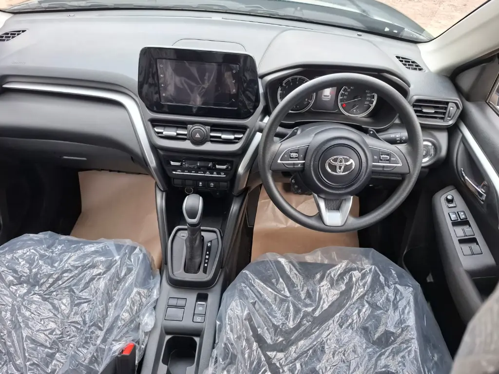 TOYOTA HYRYDER thumbnail 7