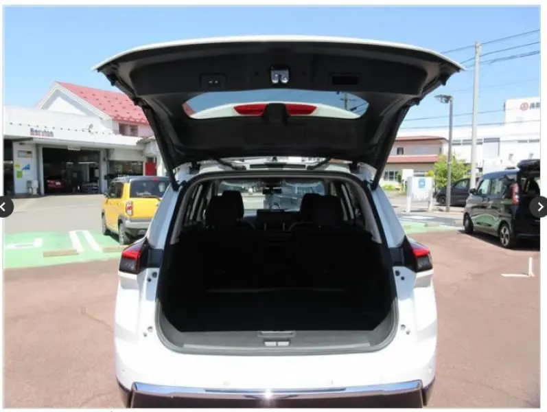 NISSAN X-TRAIL thumbnail 7