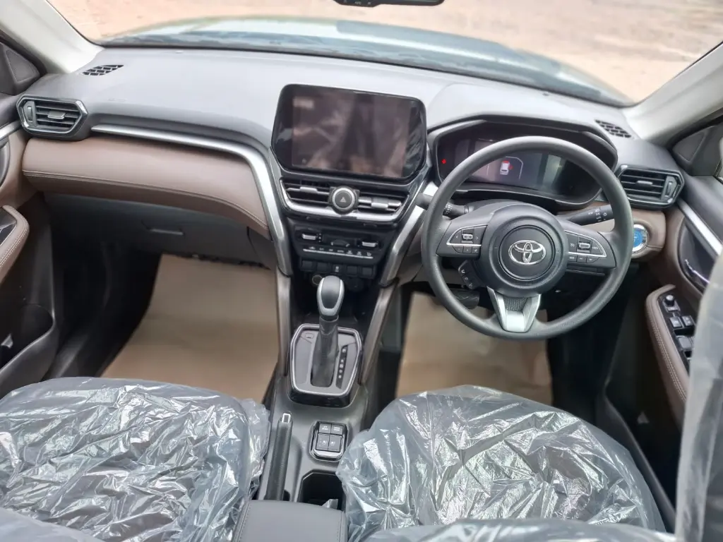 TOYOTA HYRYDER thumbnail 6