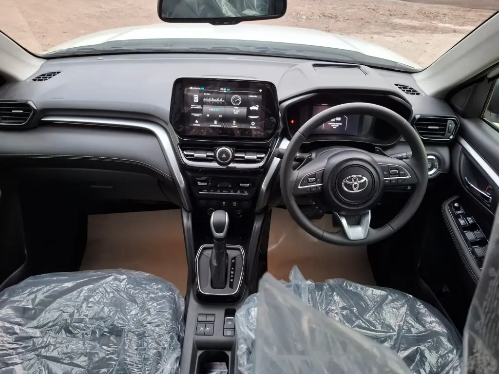 TOYOTA HYRYDER thumbnail 9