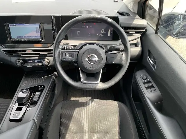 NISSAN NOTE thumbnail 8