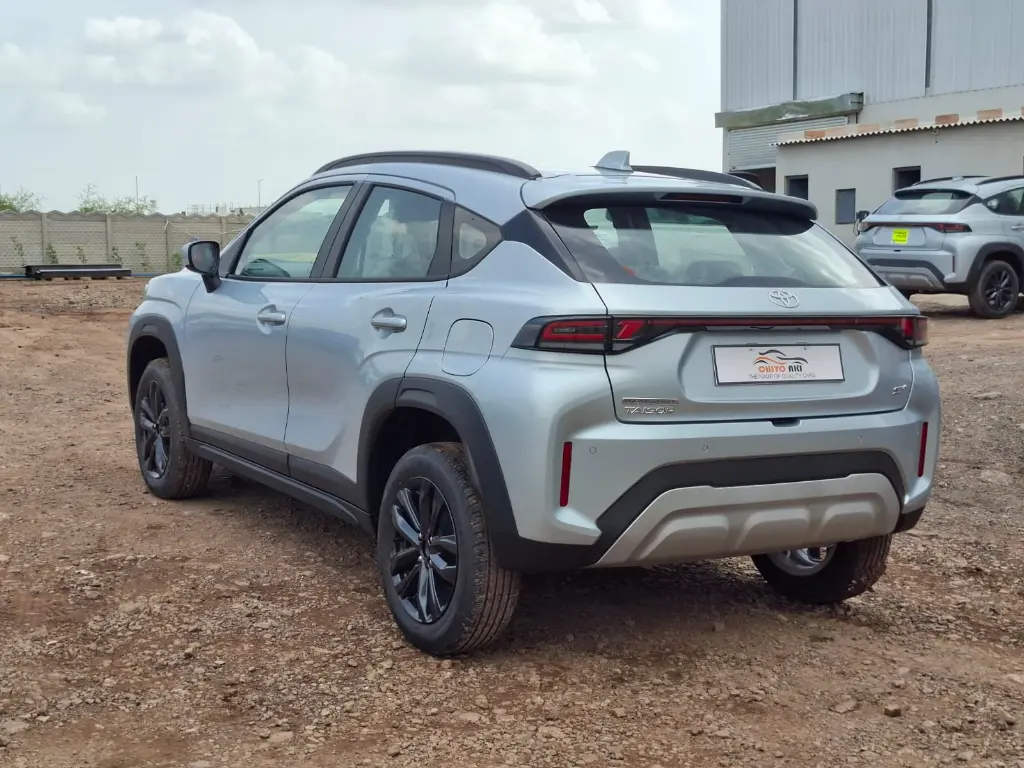 TOYOTA TAISOR thumbnail 3