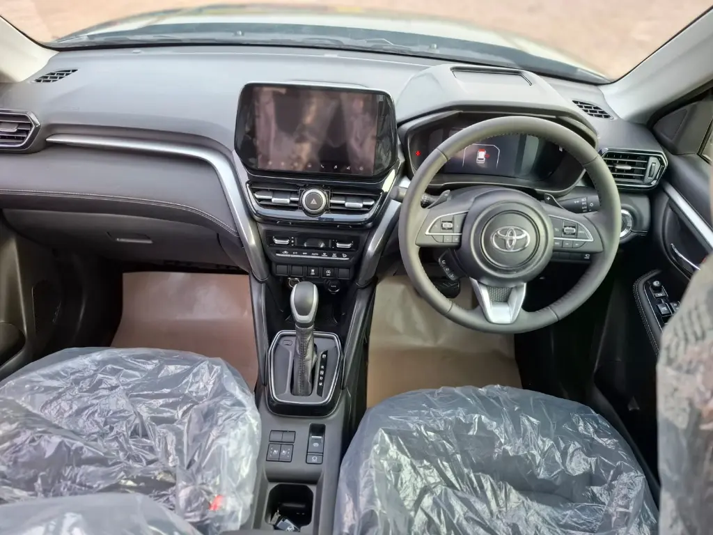 TOYOTA HYRYDER thumbnail 7