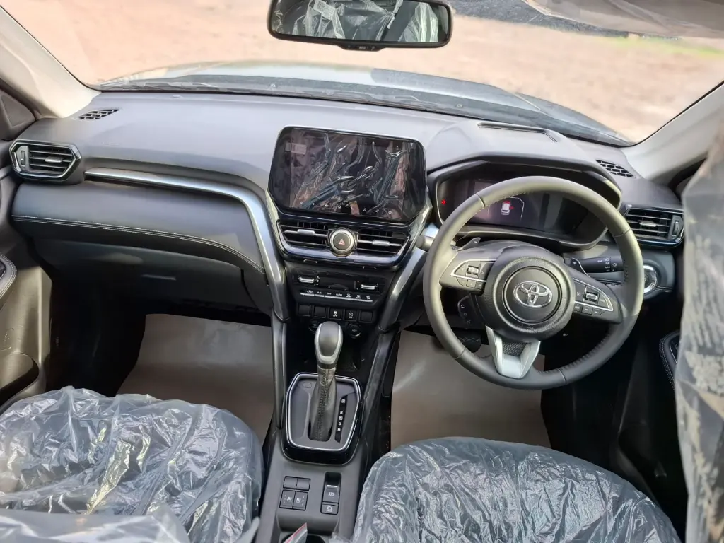 TOYOTA HYRYDER thumbnail 7