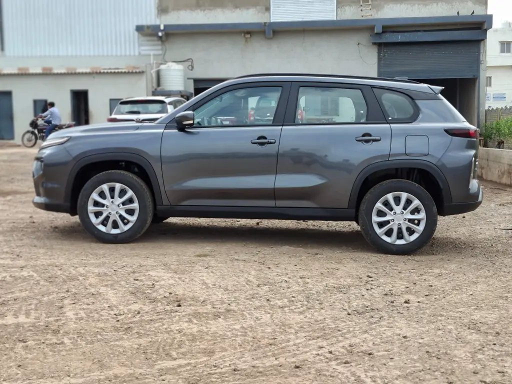 TOYOTA HYRYDER thumbnail 4