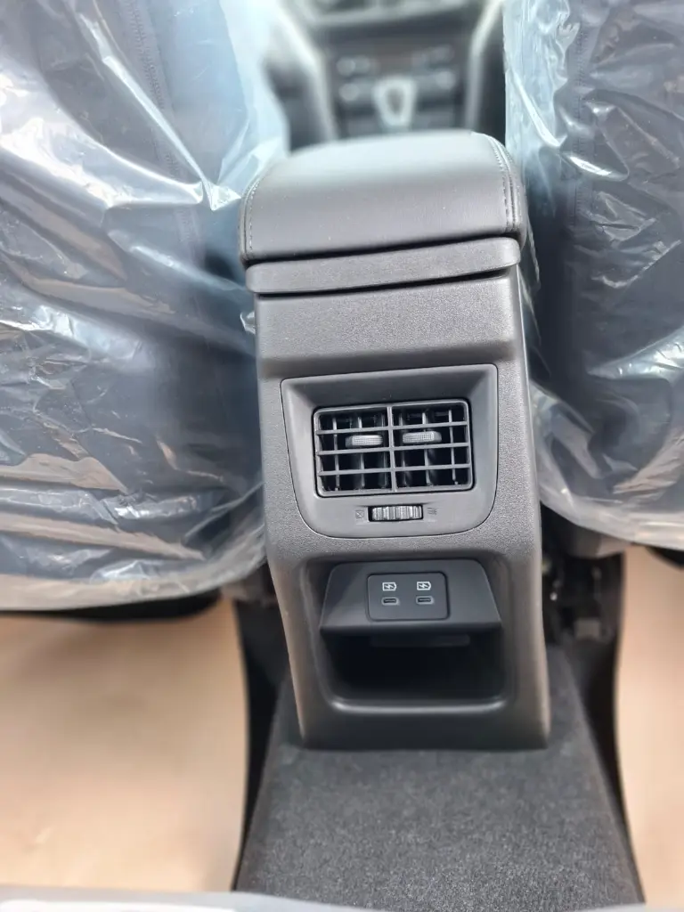 TOYOTA HYRYDER thumbnail 11
