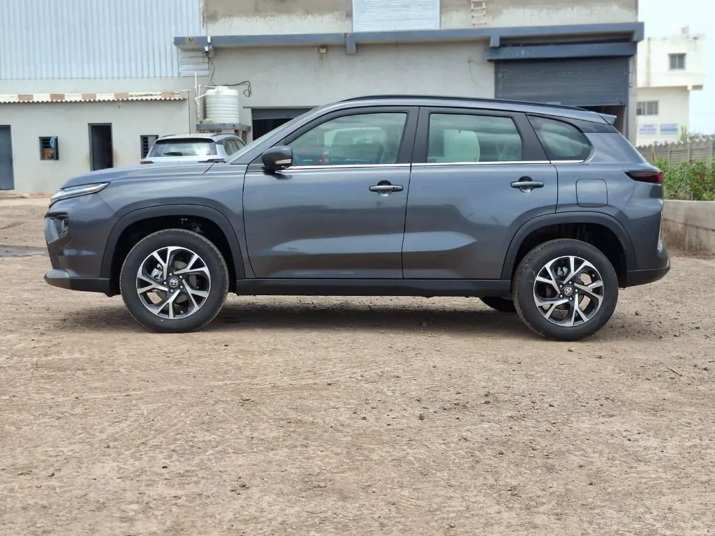 TOYOTA HYRYDER thumbnail 4
