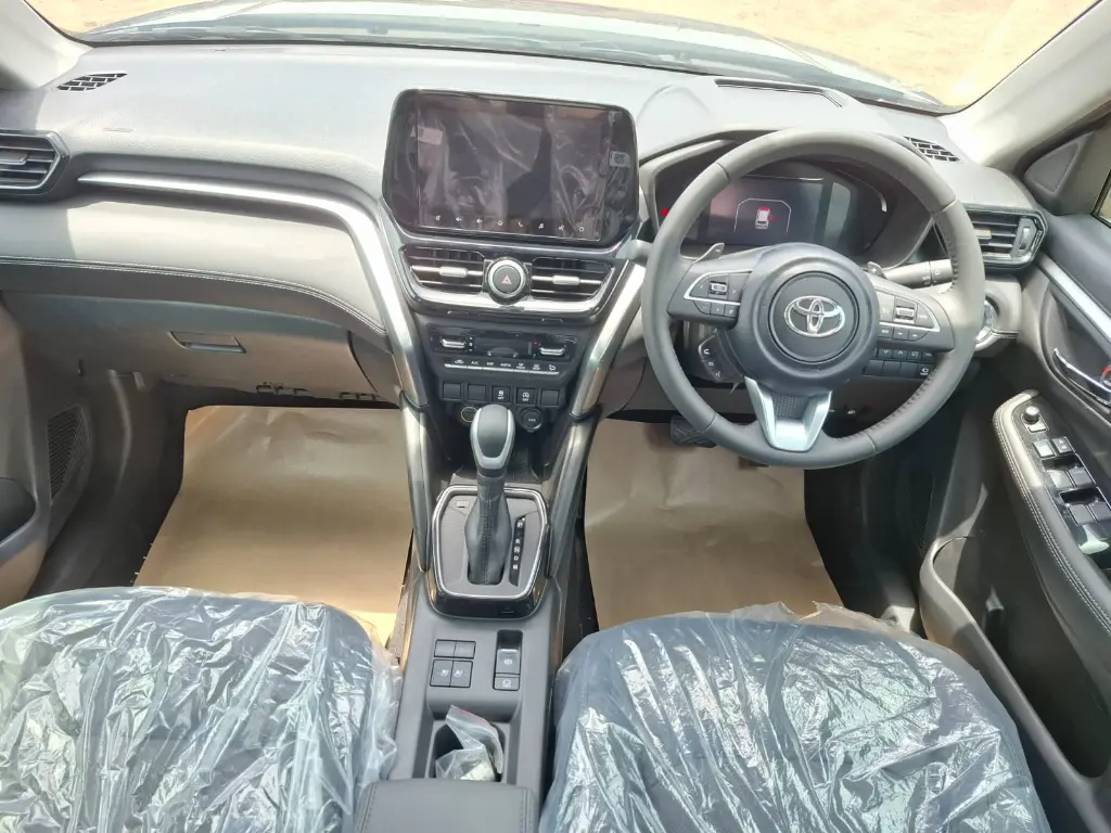 TOYOTA HYRYDER thumbnail 7