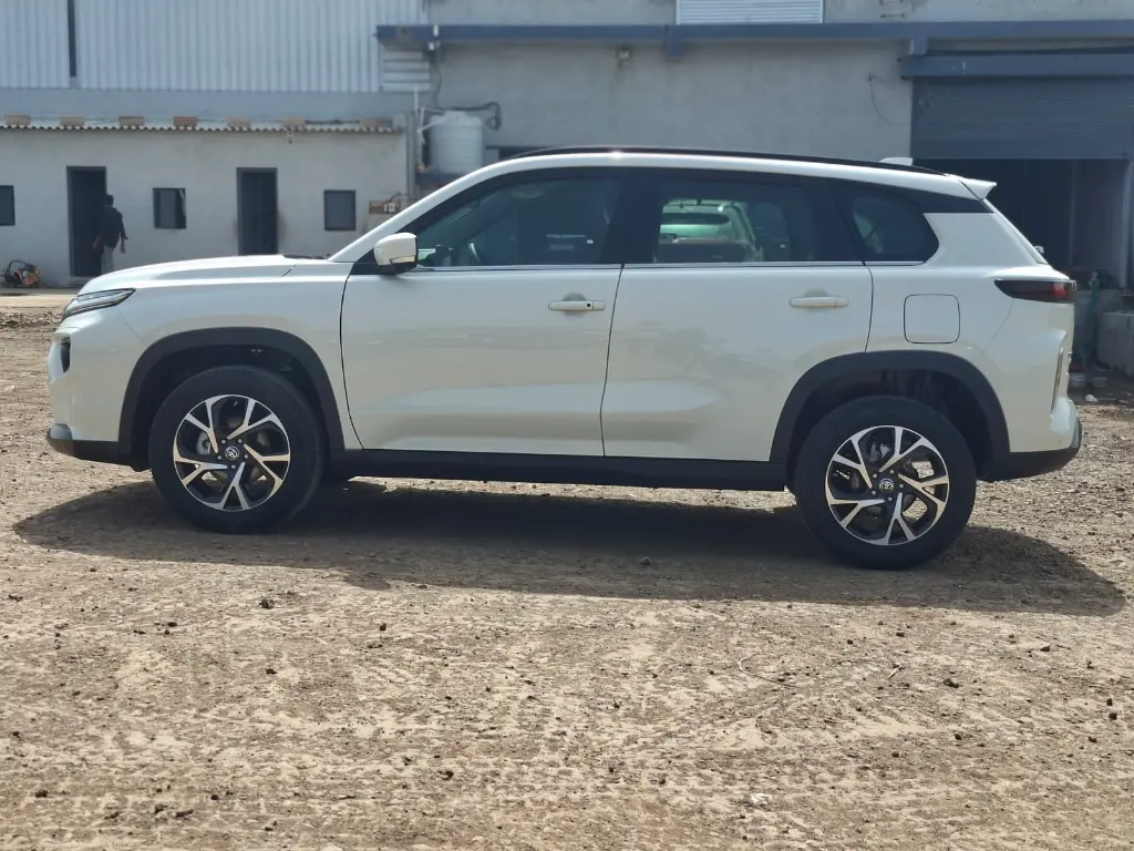 TOYOTA HYRYDER thumbnail 4
