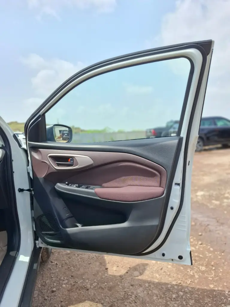 TOYOTA TAISOR thumbnail 8