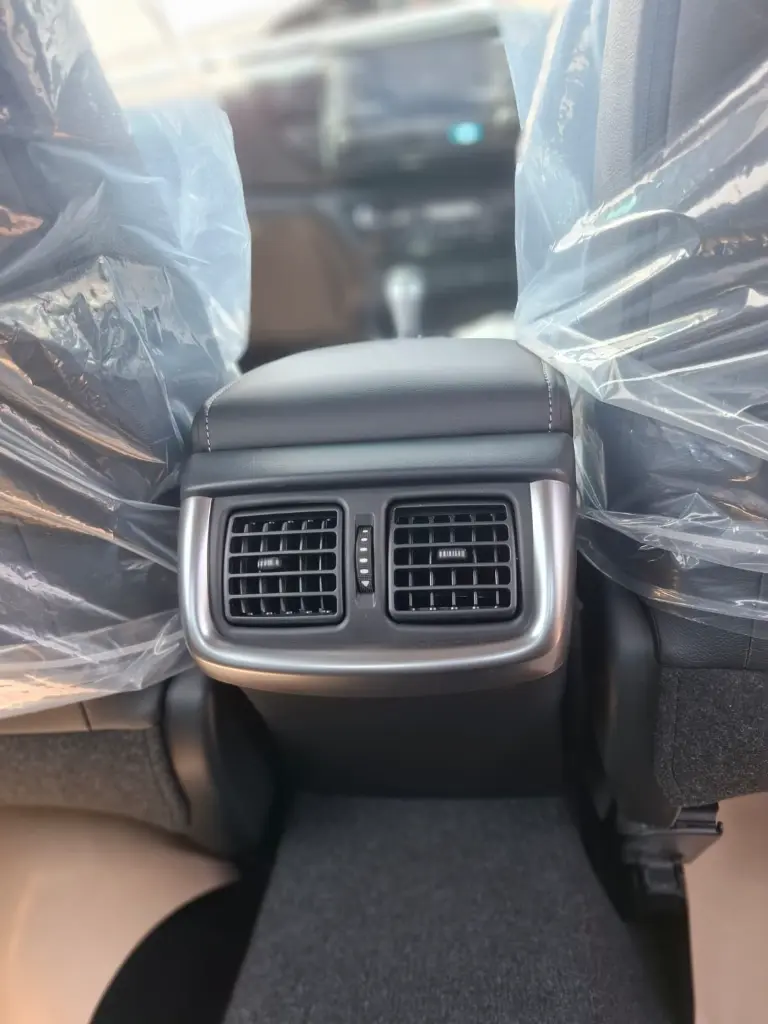 TOYOTA HILUX thumbnail 7