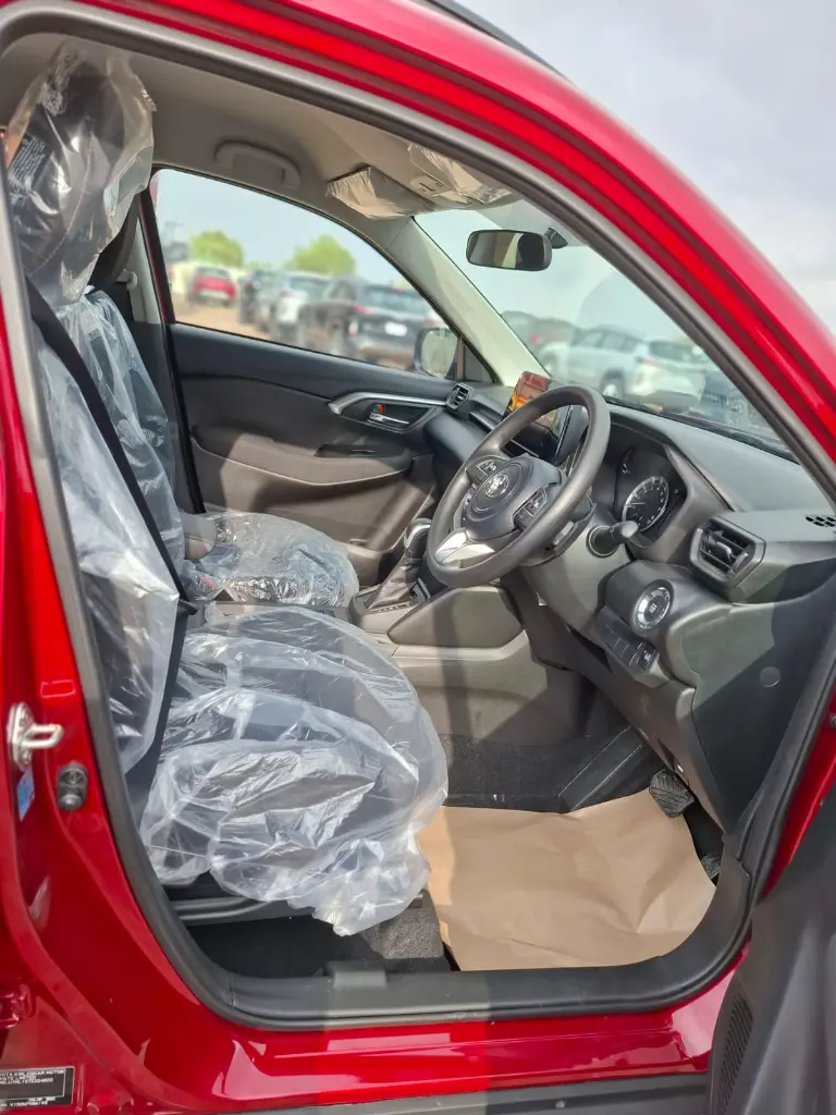 TOYOTA HYRYDER thumbnail 7