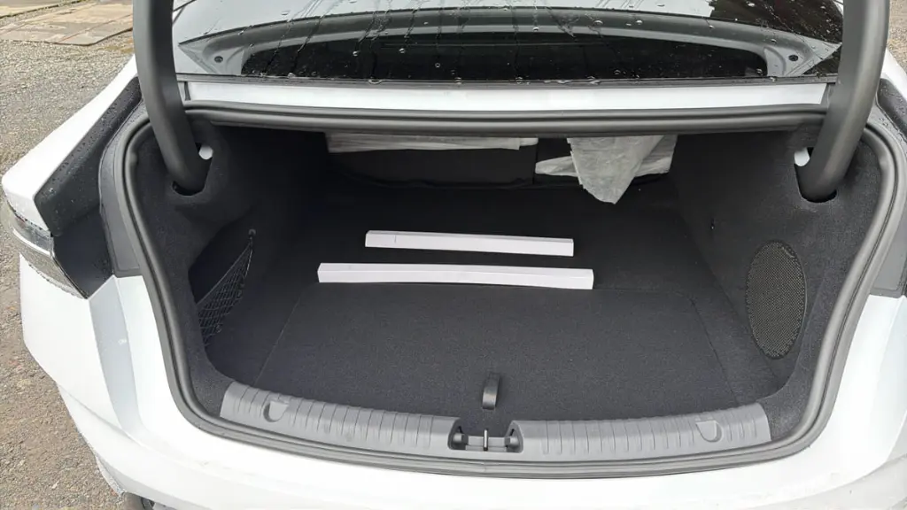 BYD SEAL thumbnail 9