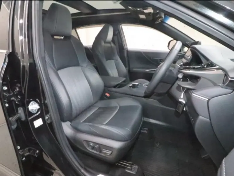TOYOTA HARRIER thumbnail 6