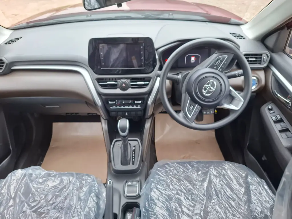 TOYOTA HYRYDER thumbnail 4