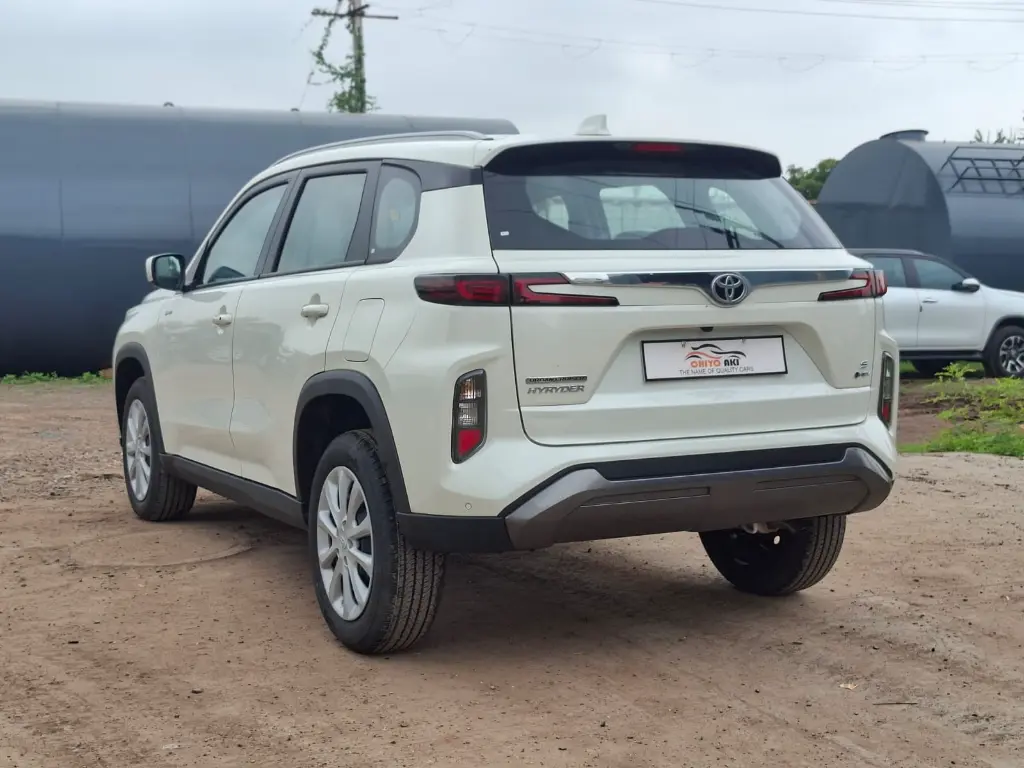 TOYOTA HYRYDER thumbnail 4