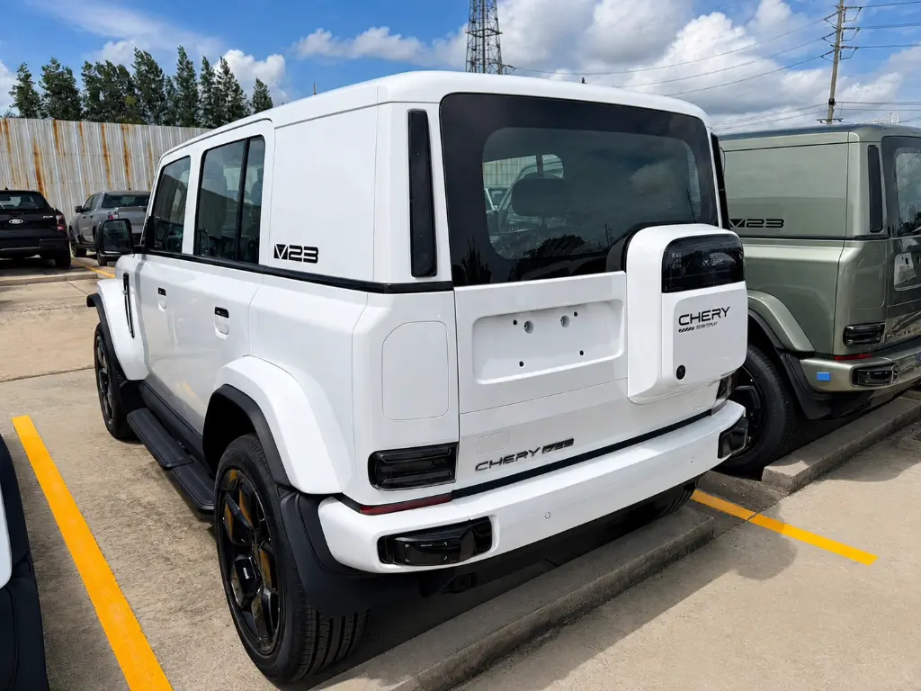 CHERY ICAR V23 thumbnail 4