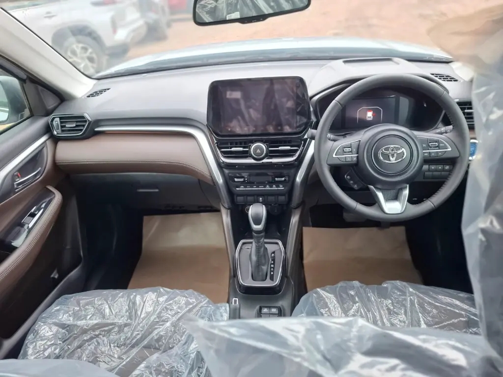 TOYOTA HYRYDER thumbnail 5