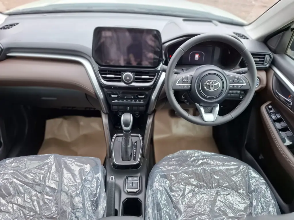 TOYOTA HYRYDER thumbnail 3