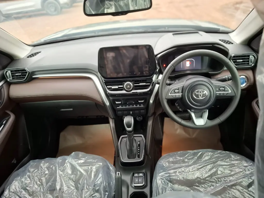 TOYOTA HYRYDER thumbnail 6