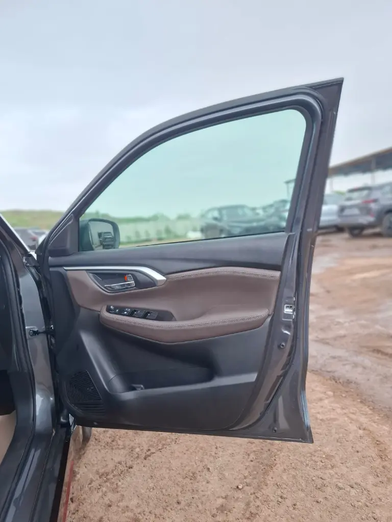 TOYOTA HYRYDER thumbnail 8