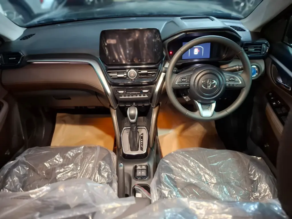 TOYOTA HYRYDER thumbnail 6