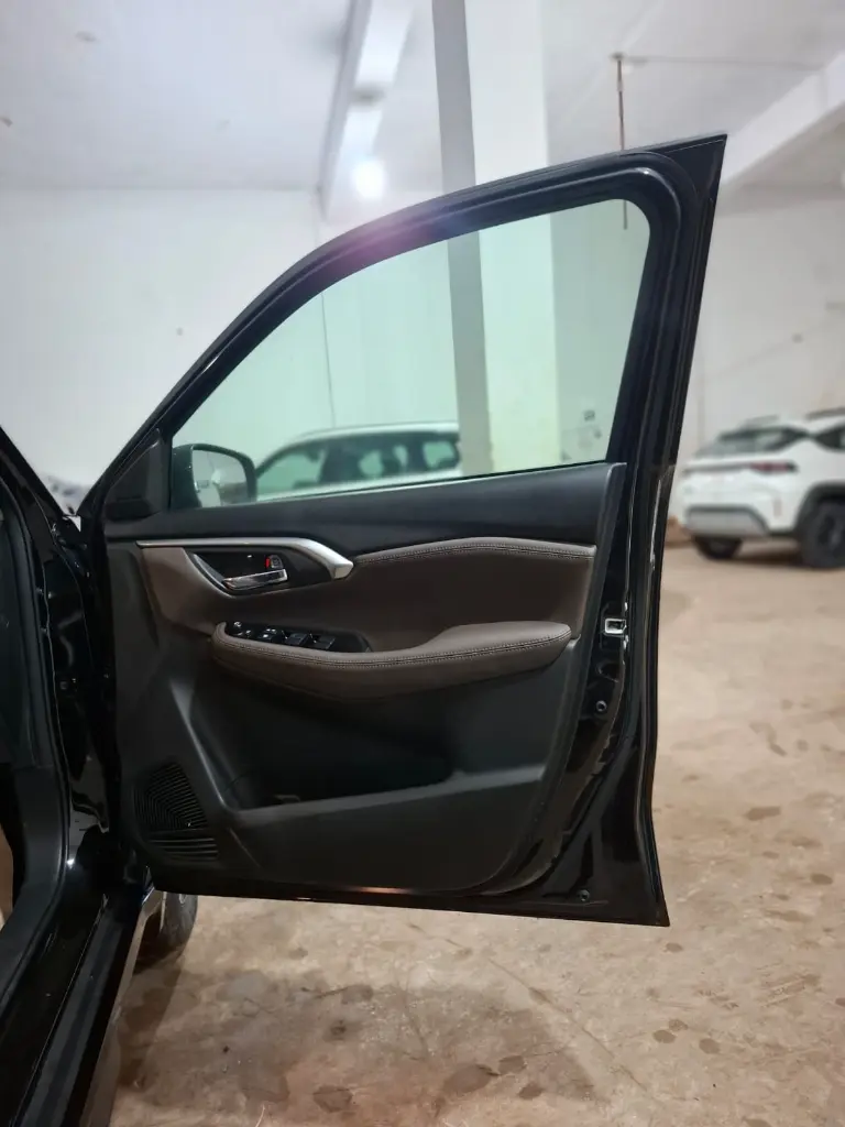 TOYOTA HYRYDER thumbnail 8
