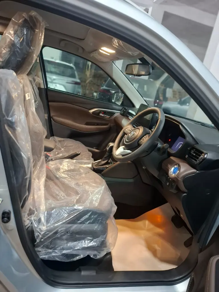 TOYOTA HYRYDER thumbnail 3