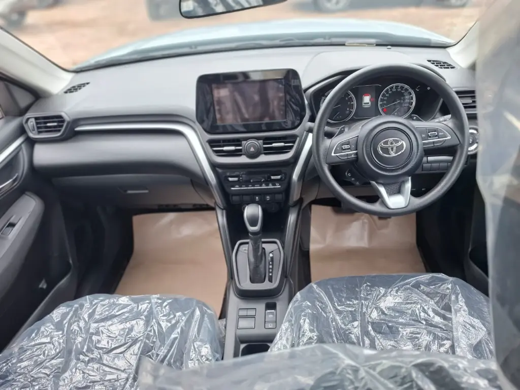 TOYOTA HYRYDER thumbnail 5
