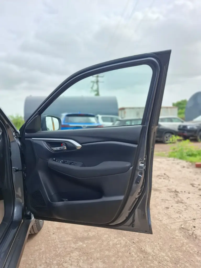 TOYOTA HYRYDER thumbnail 7