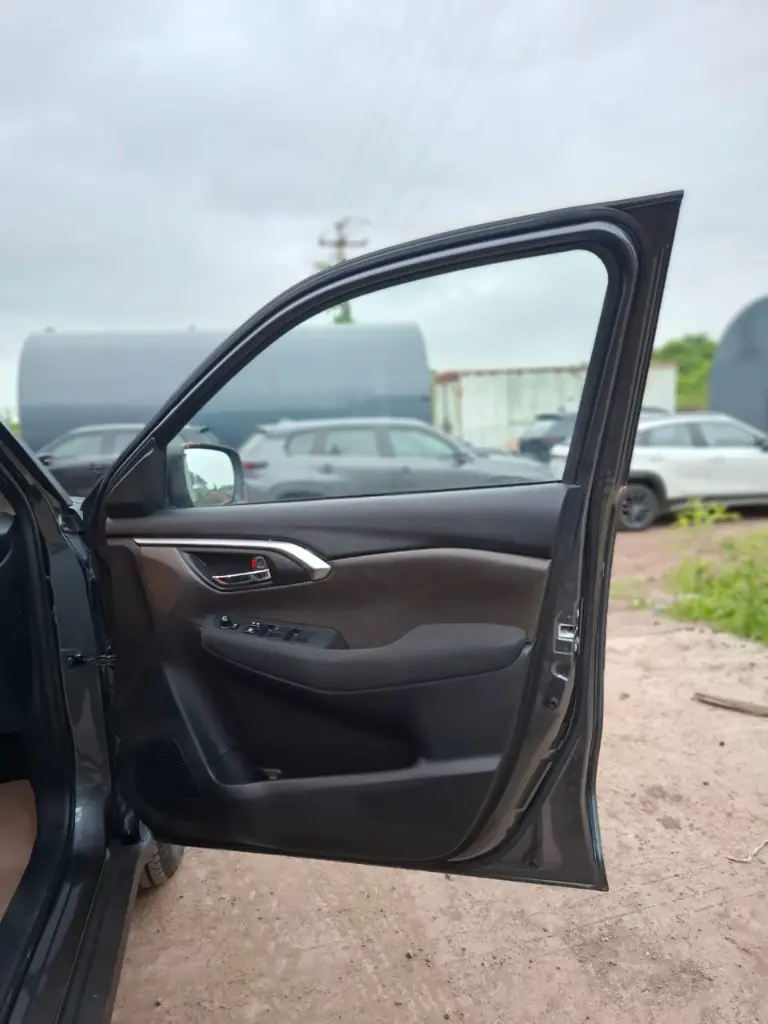 TOYOTA HYRYDER thumbnail 8