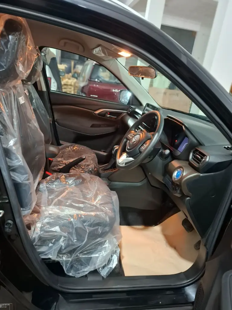 TOYOTA HYRYDER thumbnail 4
