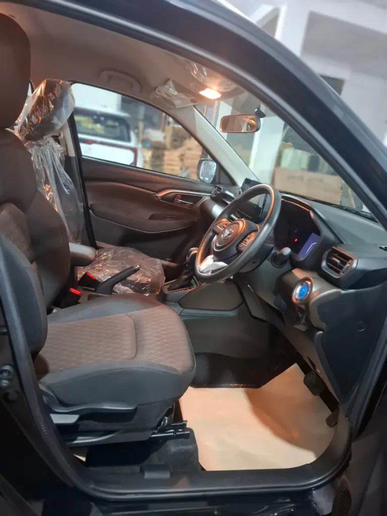 TOYOTA HYRYDER thumbnail 5