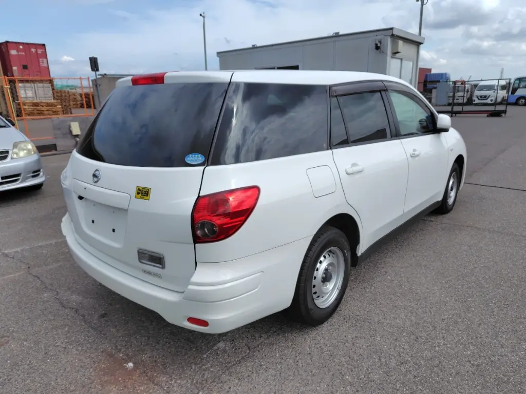 NISSAN AD VAN thumbnail 3