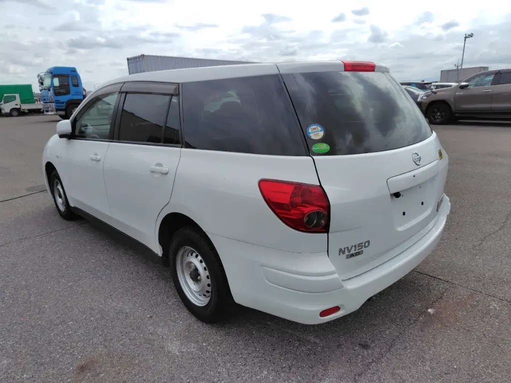 NISSAN AD VAN thumbnail 4