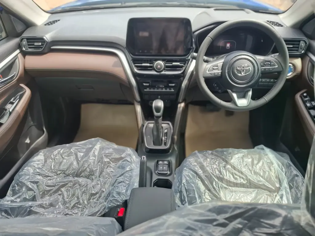 TOYOTA HYRYDER thumbnail 4